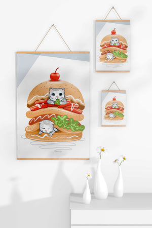 Playful Cats in a Burger with Tomato and Lettuce Topped with a Cherry - Mi tienda