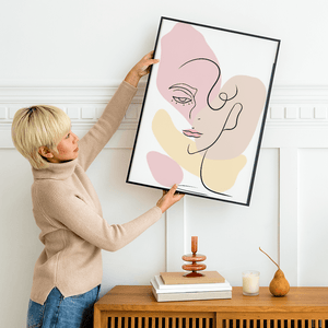 Minimalist abstract female face line art with pastel colors - Mi tienda