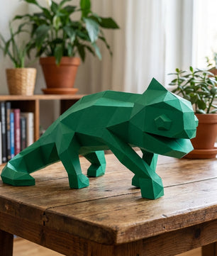 Chameleon Paper Sculpture - 34cm Large Lizard Decor - Low Poly Geometric Animal - 3D Papercraft Art - Modern Office Desk Decor - Reptile Gift - Mi tienda