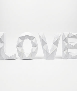 Giant LOVE 3D Papercraft Kit – 50cm Large BIG Geometric Sculpture for Home & Events (Uncut Paper in Tube) - Mi tienda