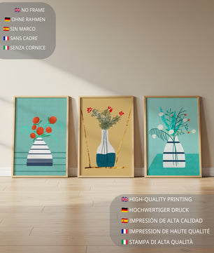 Conjunto de Tres Imágenes de Jarrones con Flores en Colores Pastel y Fondo Neutro