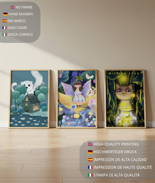 Mur avec trois tableaux artistiques sans cadre dans un environnement lumineux