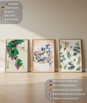 Ensemble de trois œuvres d'art avec des motifs naturels et des oiseaux