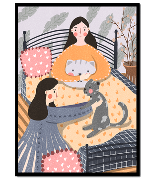 Escena interior acogedora con mujeres, gatos y elementos decorativos