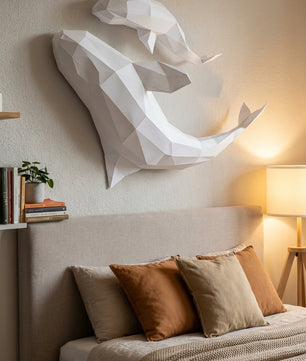 Figura de orcas de papel poligonal 3D para ensamblar 60 x 50 x 20 – kit de manualidades de papercraft decorativo, escultura geométrica moderna para pared sobre la cama