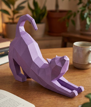Figura Poligonal 3D de Gato en Papel para Montar 40x32x12 – Kit Decorativo PaperCraft DIY, Escultura Geométrica Moderna para Mesa o Estantería