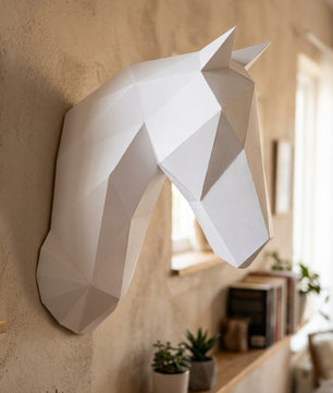 Horse head polygonal paper figure for assembly 25 x 35 x 19 – papercraft DIY craft, modern cardboard wall decoration, geometric style - Mi tienda