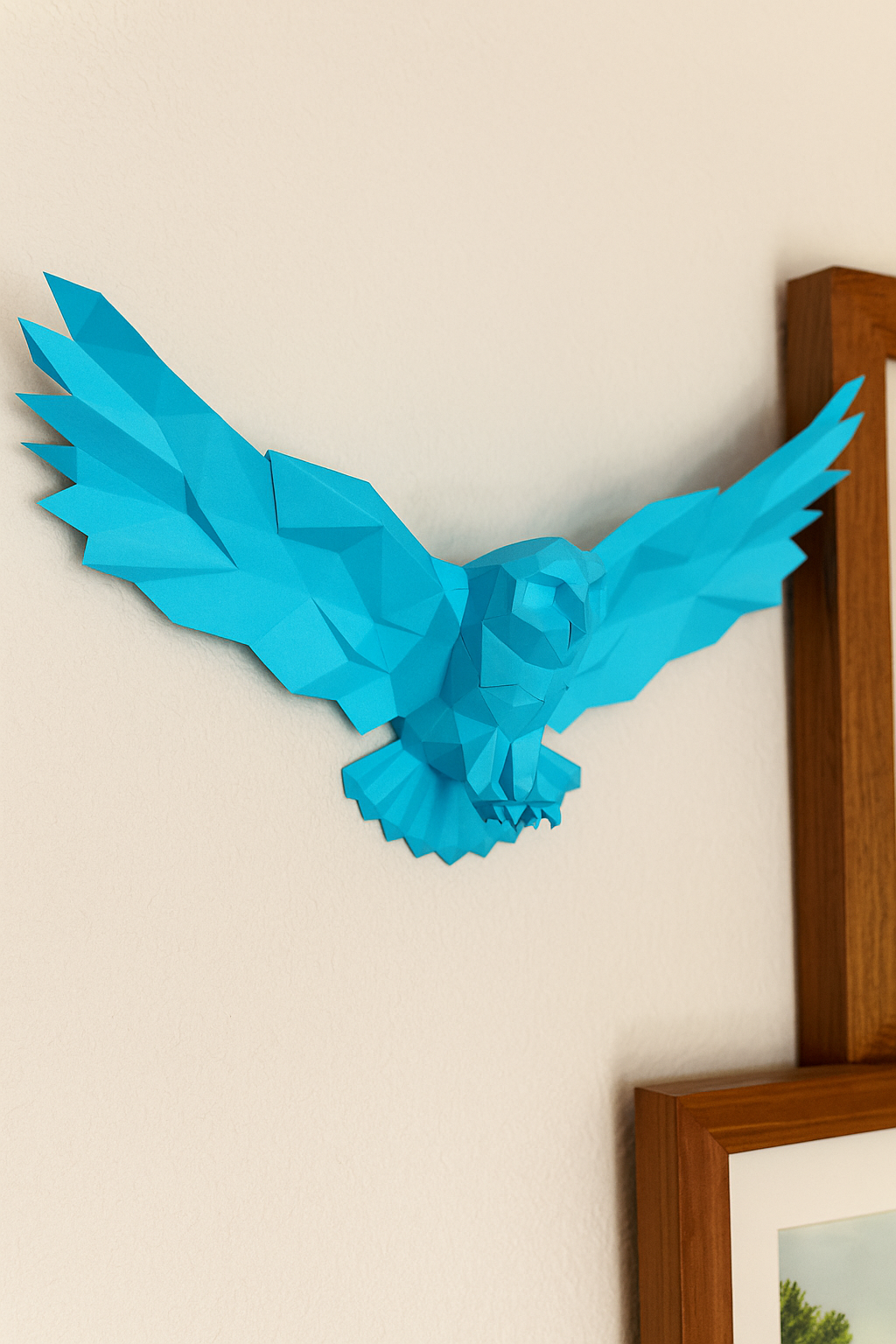 Figura decorativa: búho poligonal de papel con alas desplegadas 75x36x35, manualidades 3D para montar — PaperCraft DIY