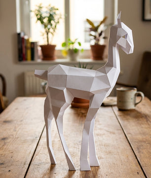 Kit DIY de papel poligonal papercraft 3D de cervatillo, 70x43x11 cm, 72 piezas – Ciervo de cartón geométrico, figura animal creativa para decoración de pared de habitación infantil