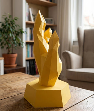 Papercraft hand on stand 3D polygonal paper figure for assembly 40x26x20, 59 parts – DIY craft jewelry holder, sculptural cardboard hand for modern decor - Mi tienda