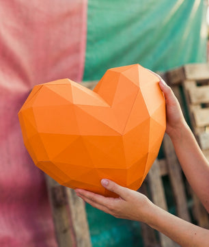 Large Low Poly Convex Heart: 3D Papercraft Interior Decor (50x60x38 cm) - Mi tienda