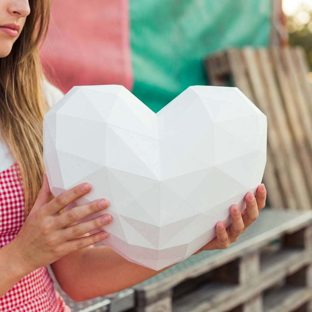 Large Low Poly Convex Heart: 3D Papercraft Interior Decor (50x60x38 cm) - Mi tienda