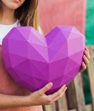 Large Low Poly Convex Heart: 3D Papercraft Interior Decor (50x60x38 cm) - Mi tienda