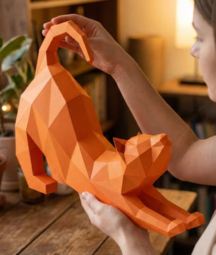 Gato de papel poligonal 3D para ensamblar 40x32x12 – kit de manualidades de papercraft decorativo, escultura geométrica moderna para mesa o estantería