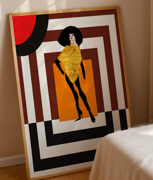 Ilustración de moda con figura en dorado y fondo geométrico