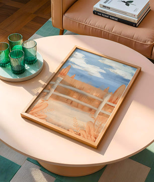 Paisaje otoñal sereno con cerca de madera y cielo azul