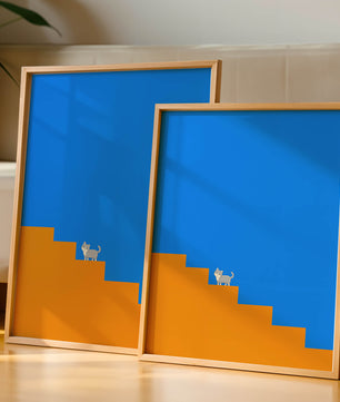 Gato minimalista en escaleras con fondo azul