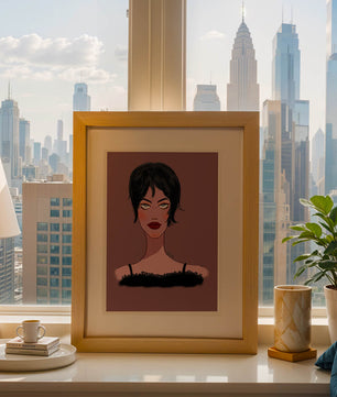 Illustration einer Frau mit kurzen schwarzen Haaren und auffälligem Make-up auf braunem Hintergrund