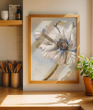Art captivant de fleurs blanches avec des nuances de bleu sur un fond pastel