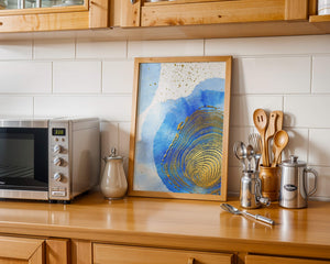 Abstract Watercolor Art with Gold Accents and Circular Pattern Design - Mi tienda