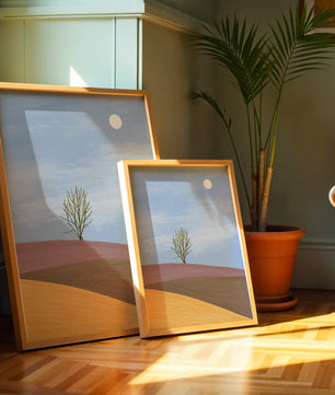Serene Landscape with Lone Tree and Elegant Horizon
