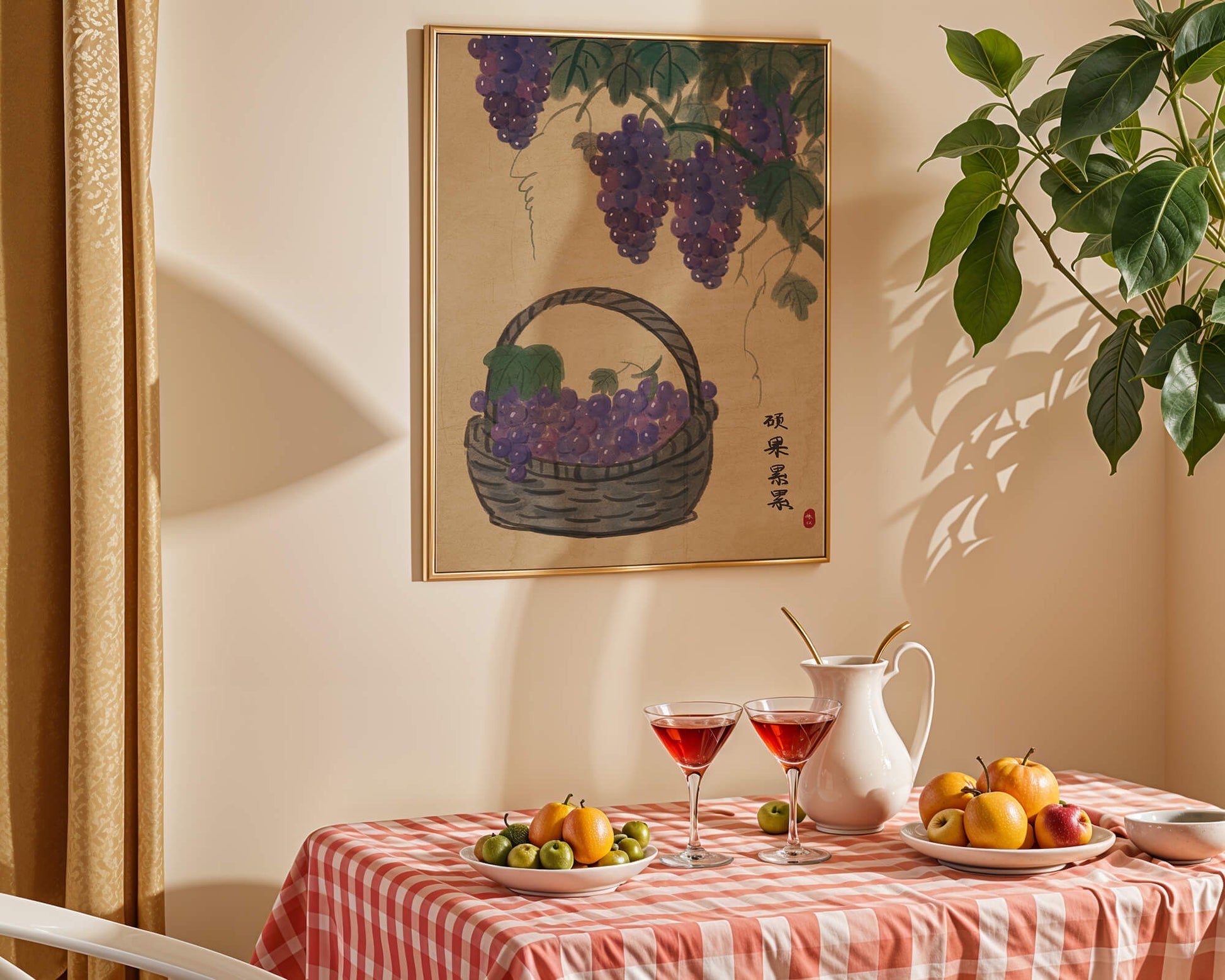 Cesta de uvas con hojas de parra al estilo tradicional