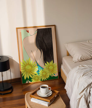 Ilustración de una mujer elegante con girasoles y cabello largo y oscuro