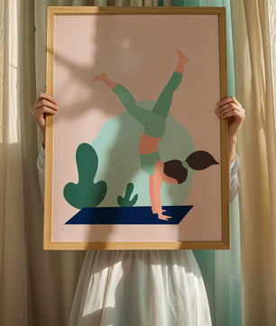 Ilustración de una mujer practicando la postura de parada de manos en yoga