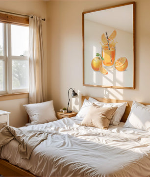 Illustration of a refreshing orange juice with fresh oranges and splash