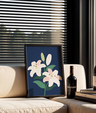 Elegante Lilien auf dunklem Blau