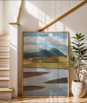 Paisaje sereno con montañas, árboles y río