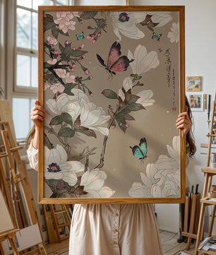 Mariposas y flores con colores pastel suaves y composición floral artística