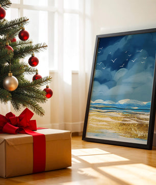 Meereslandschaft mit Vögeln in einer leuchtenden Blau- und Goldpalette