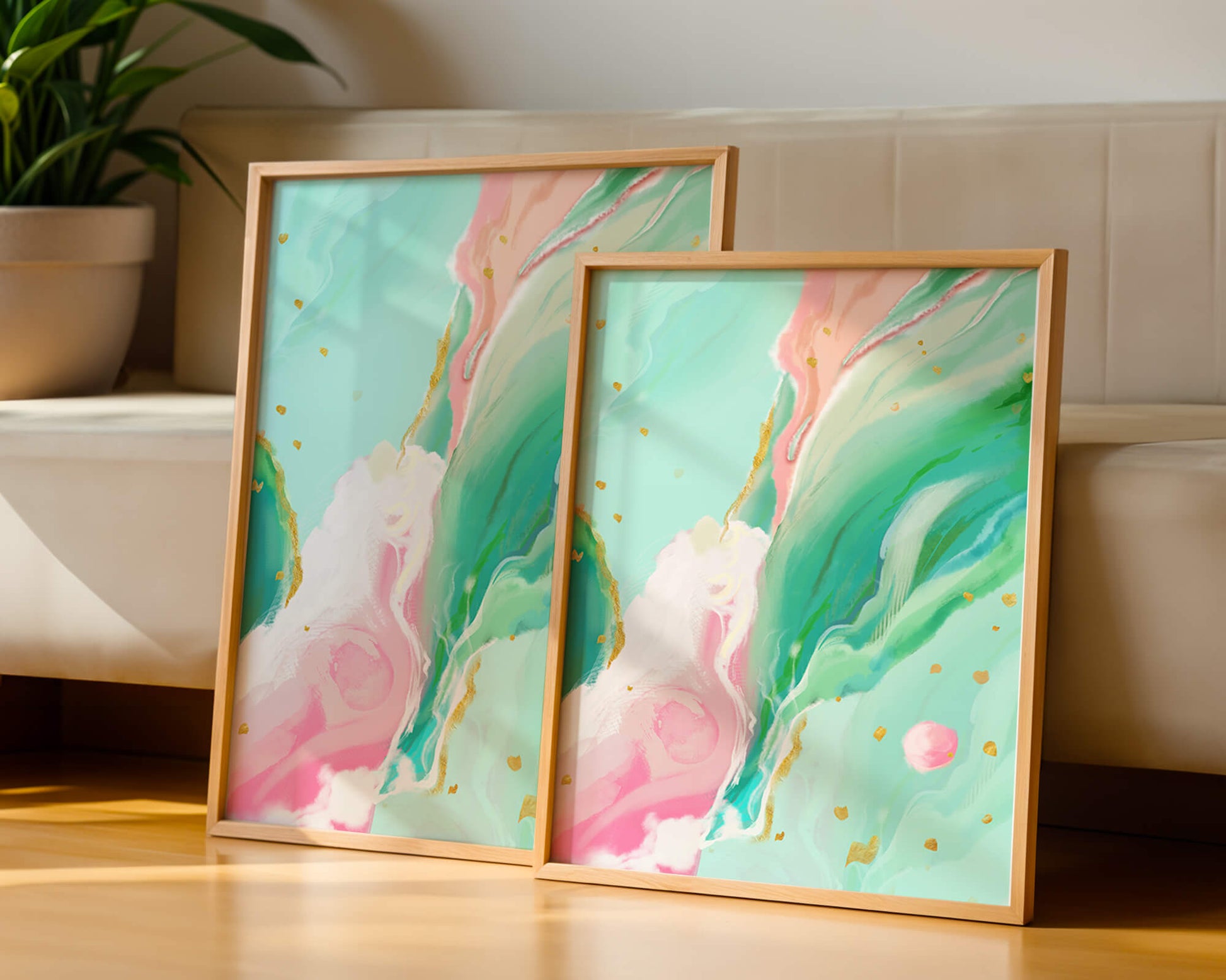 Obra de arte abstracta en pasteles y dorado con patrones fluidos