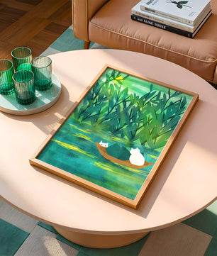 Paisaje sereno con gatos en un bote en medio de una vegetación exuberante