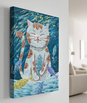 Gato caprichoso con peces coloridos y pinceladas juguetonas