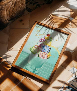 Яркая иллюстрация мороженого с игривыми элементами