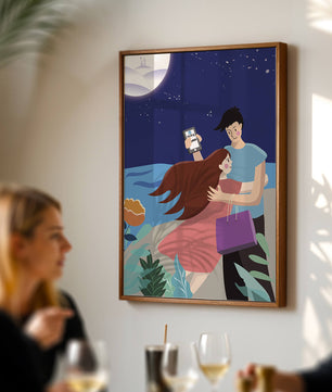 Pareja romántica abrazándose bajo una noche iluminada por la luna