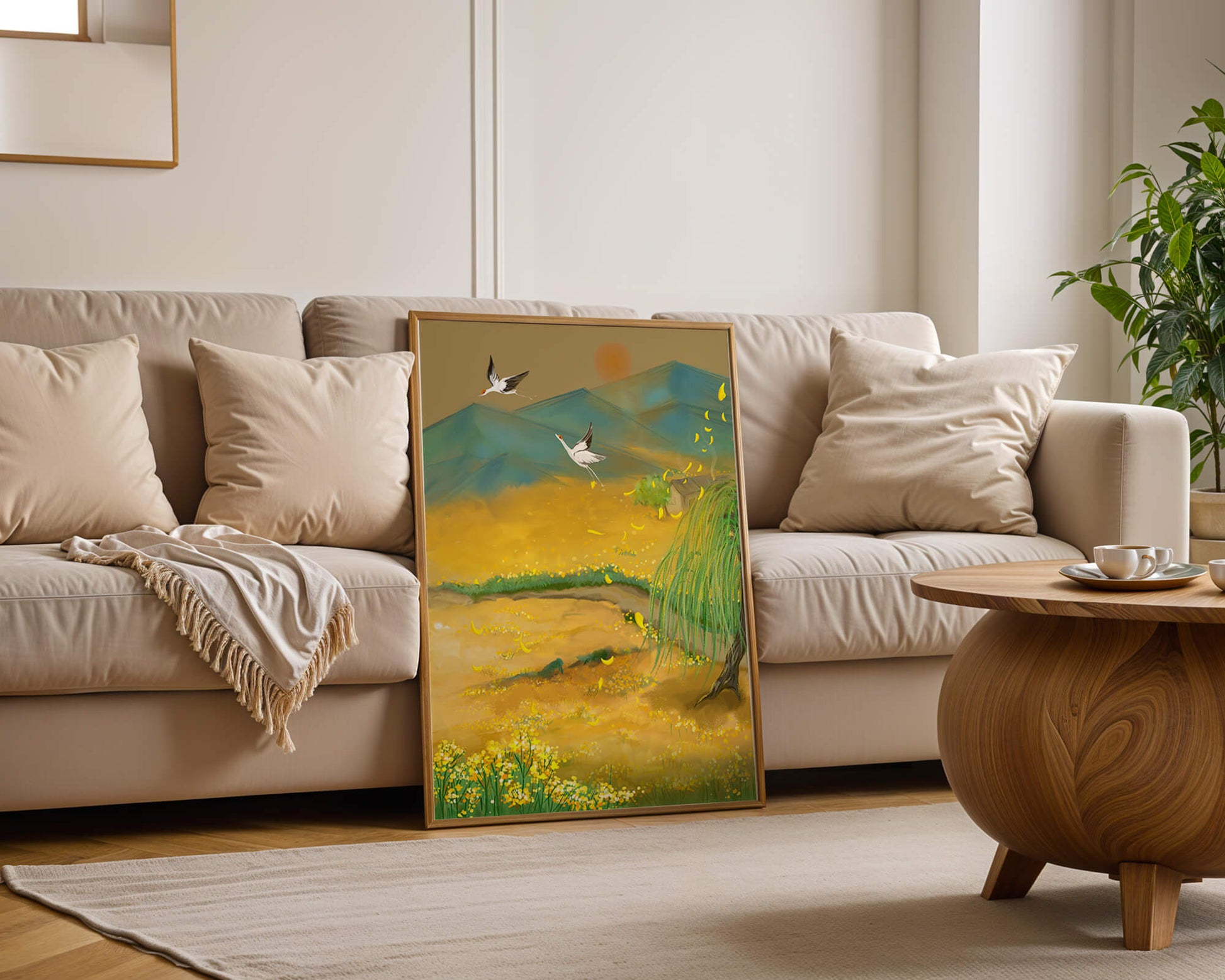 Ruhige Landschaft mit fliegenden Kranichen und goldenen Blüten