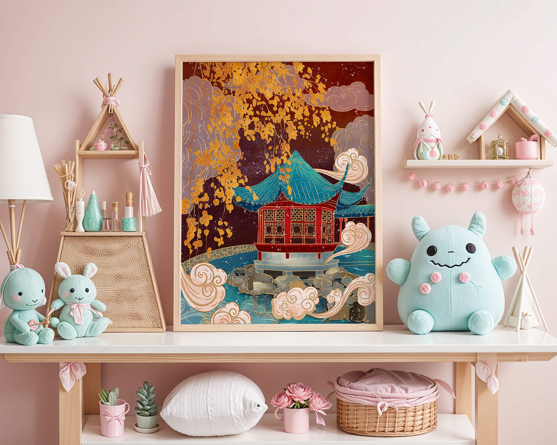 Pabellón chino tradicional con hojas doradas y nubes