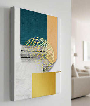 Abstraktes geometrisches Design mit Texturen und goldenen Akzenten