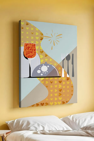 Elegant Dining Setting with Red Wine Glass and Gold Accents - Mi tienda