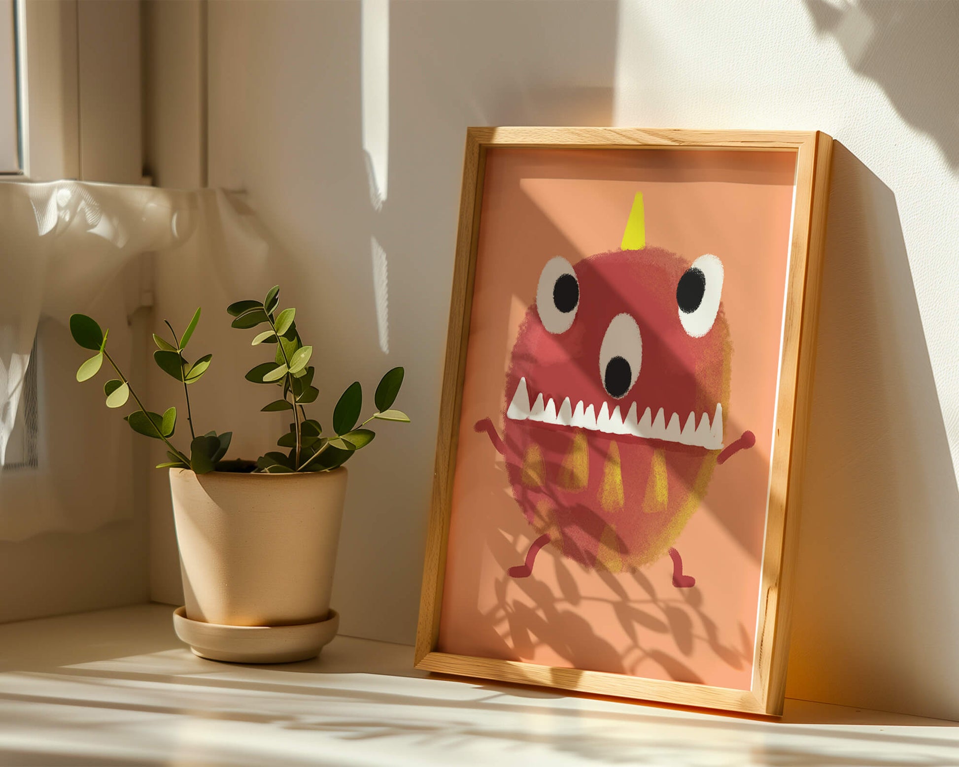 Monstruo colorido con rasgos geométricos y expresión lúdica.