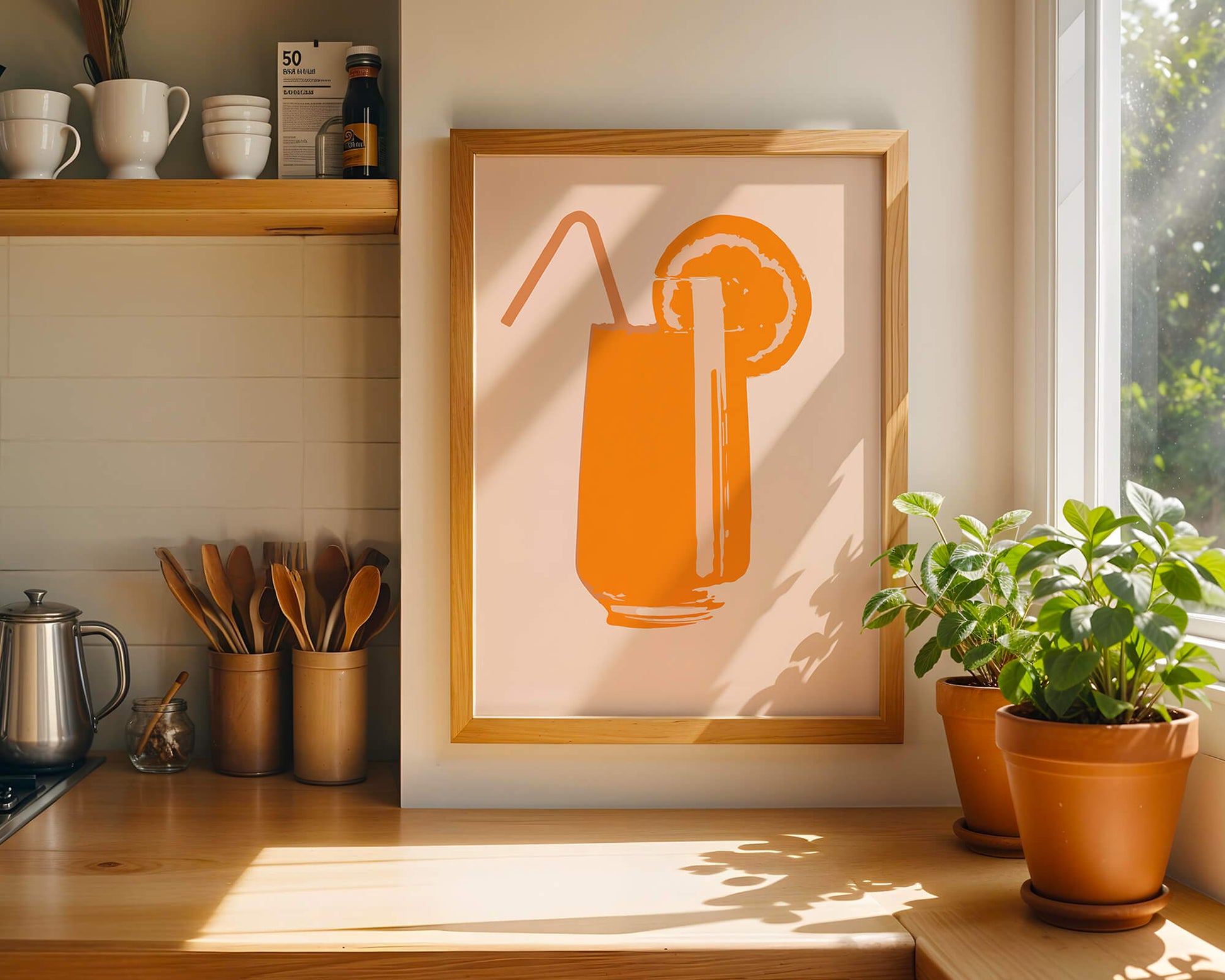 Ilustración de jugo de naranja con pajilla y rodaja de naranja