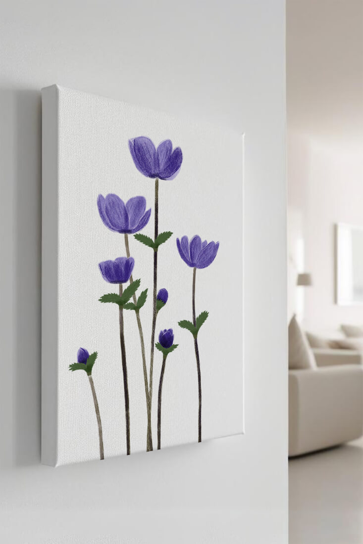 Flores púrpuras elegantes en un fondo oscuro