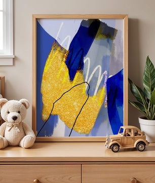 Pintura abstracta azul y amarilla con detalles dorados