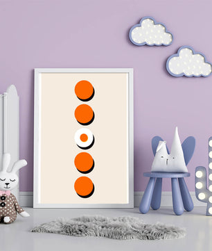 Vertical Arrangement of Orange and White Circles with Shadows on a Light Background - Mi tienda