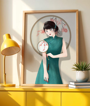 Elegante Illustration einer Frau in traditioneller Kleidung mit einem Fächer mit Kirschblüten