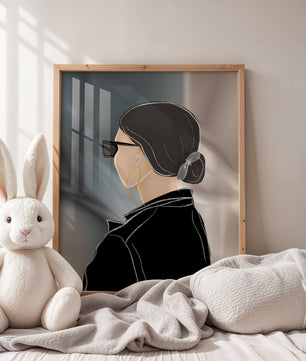 Modern woman with sunglasses and gold hoop earrings