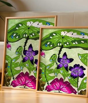 Bunte Blumenillustration mit exotischen Blumen und Blättern